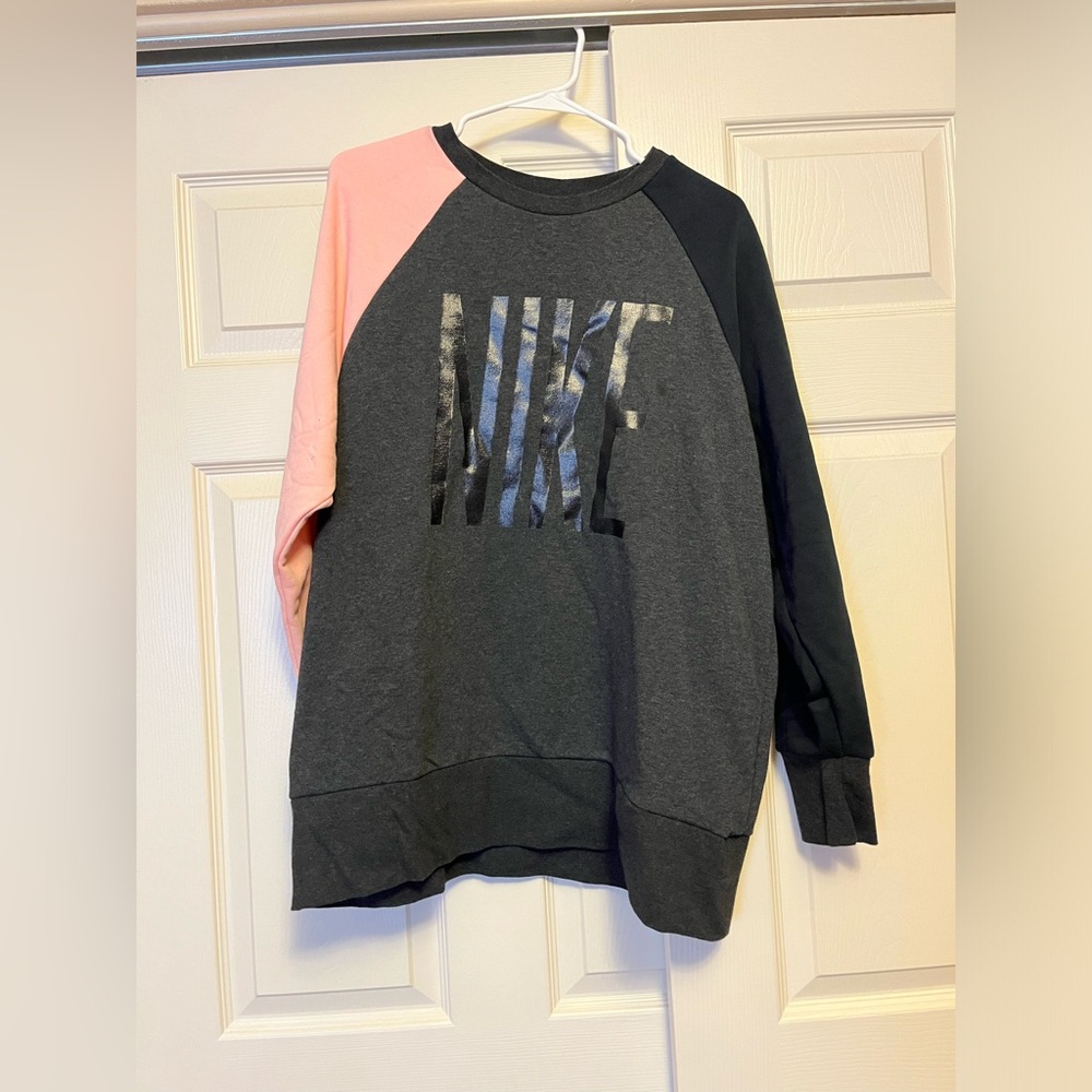 Oversized Nike sweat shirt